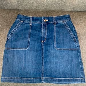 Denim miniskirt with great pockets-comfy Skort lining. Pair with Phunky socks😍